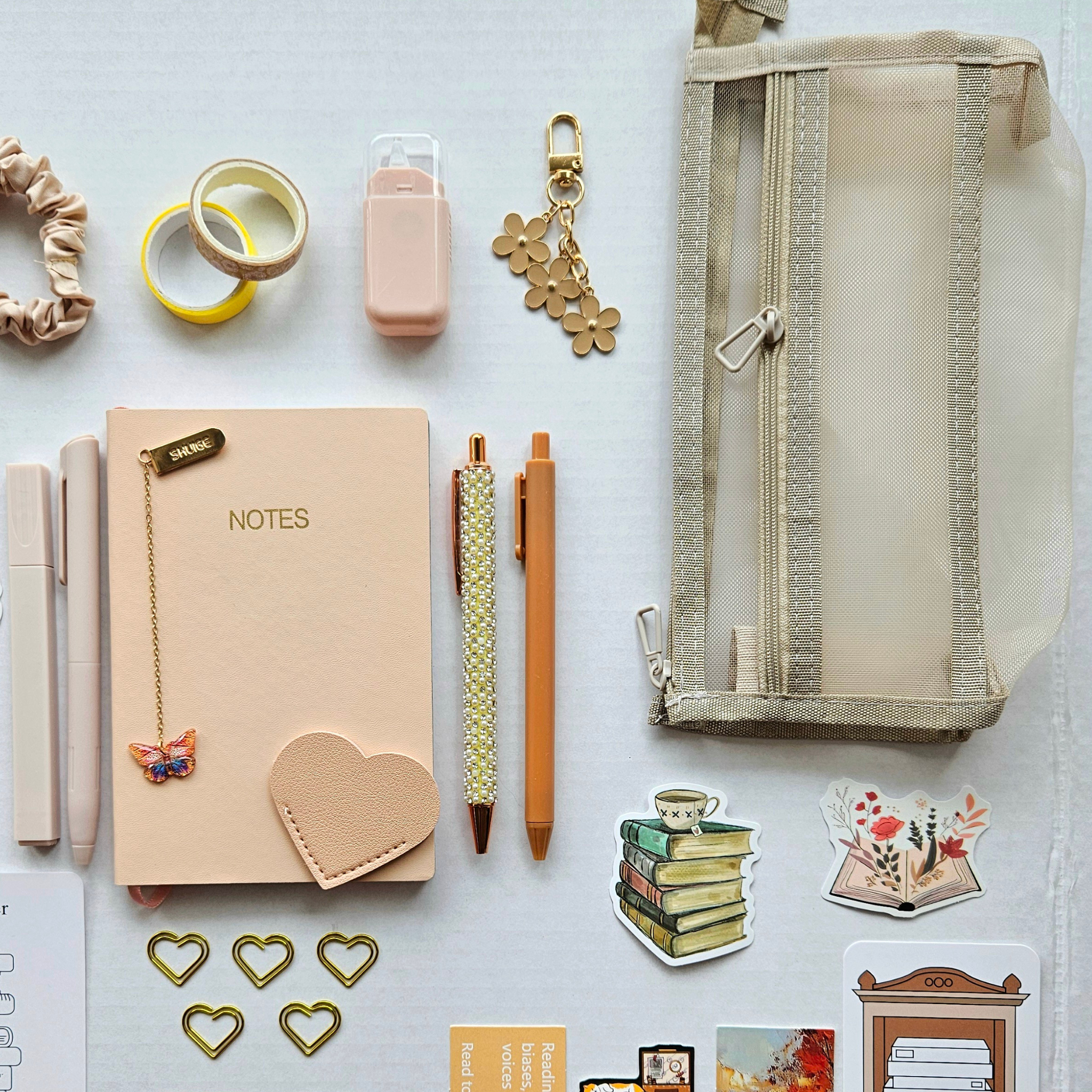 🍂 Soft Beige – Classic Bookish Bundle