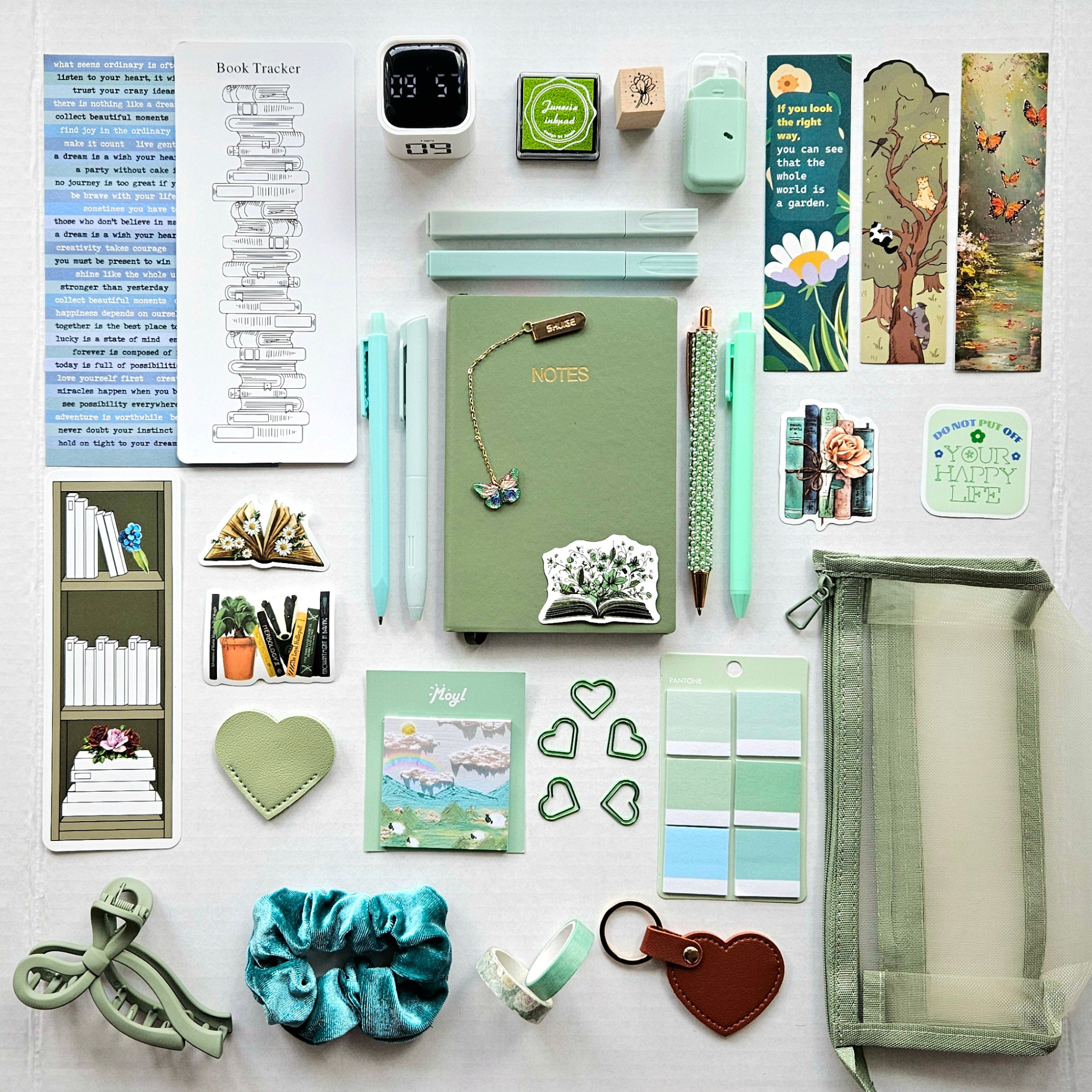 🌿Calm Green Reader – Deluxe Bookish Bundle