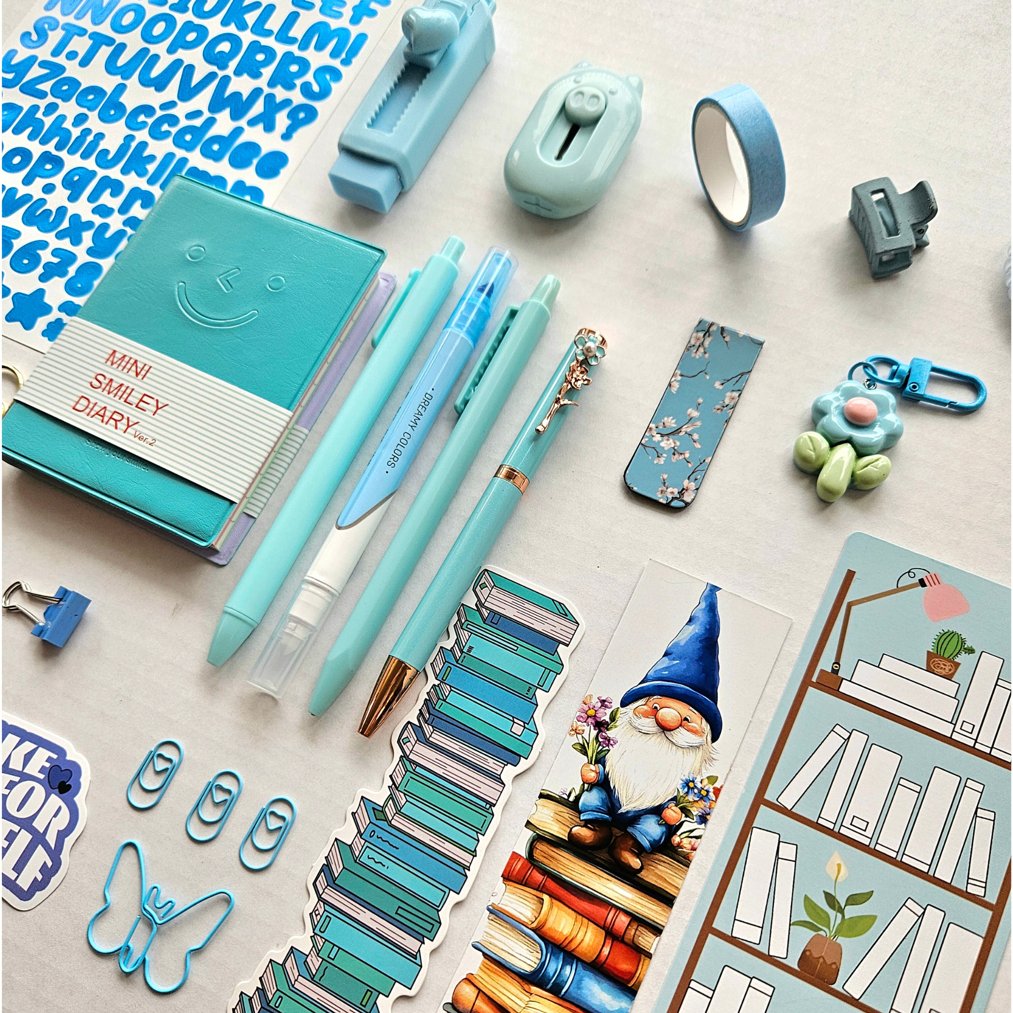 💧 Clear Sky - Blue Mini Bookish Bundle