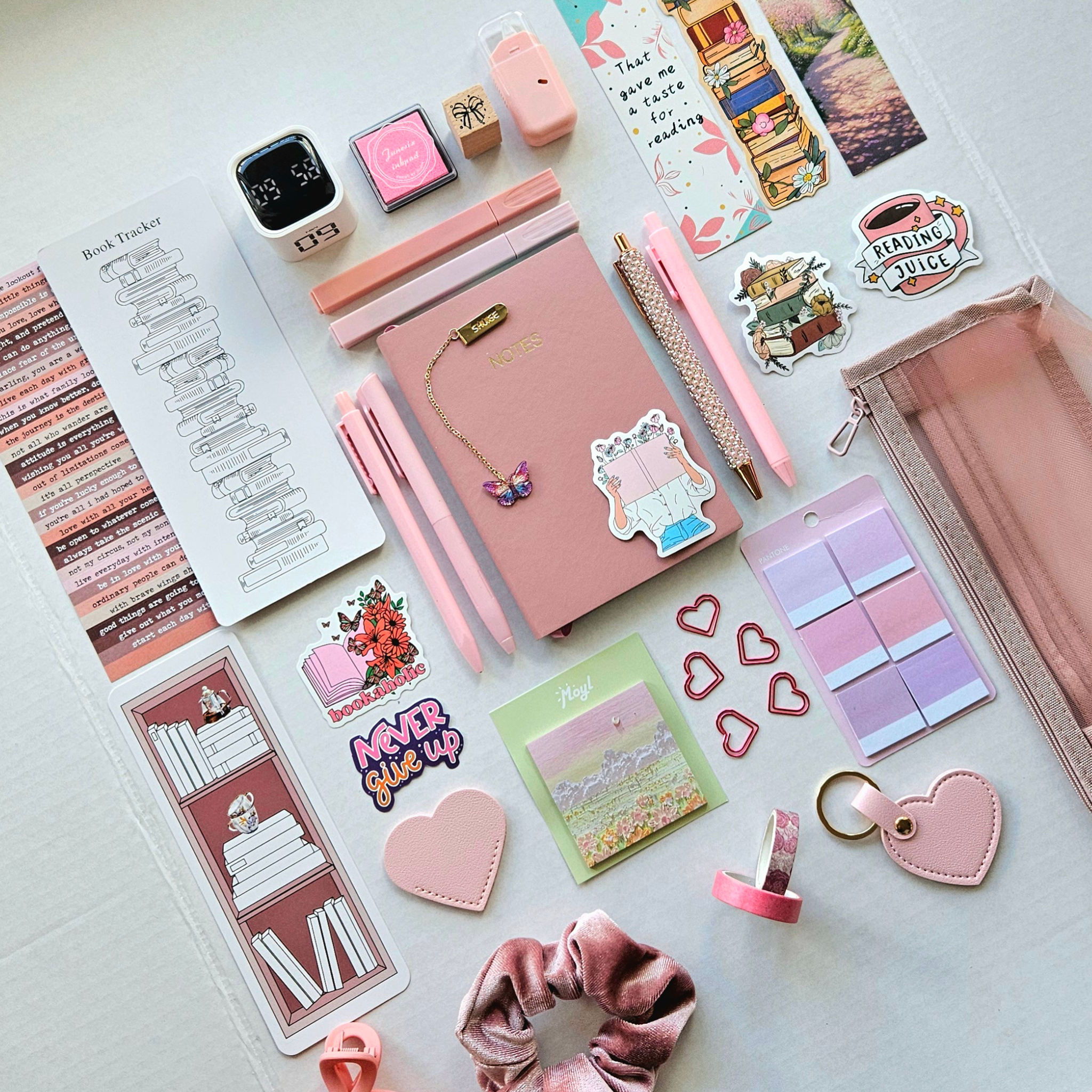 🌸 Soft Pink Romance – Deluxe Bookish Bundle