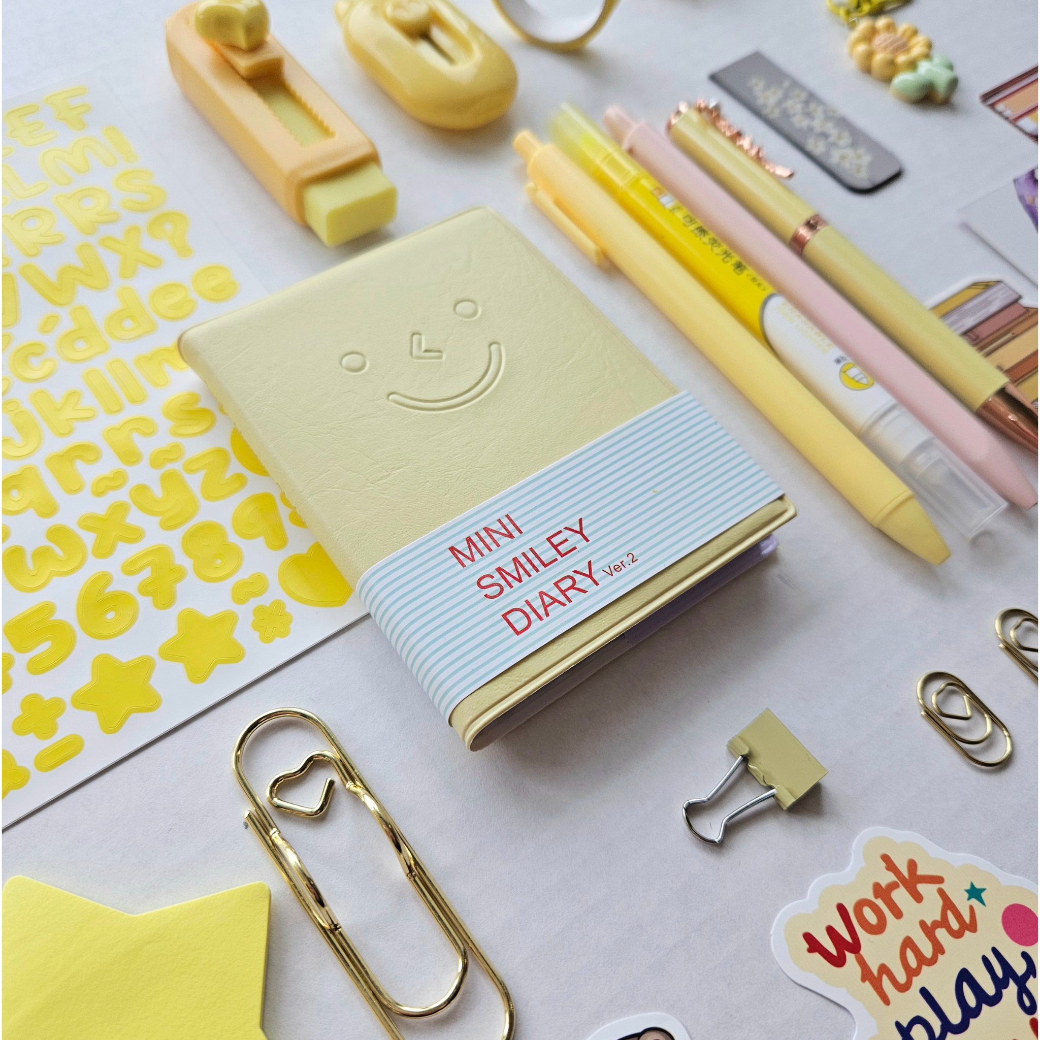 ☀️ Sunny Mood - Yellow Mini Bookish Bundle